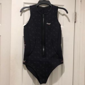 Women’s large wetsuit
